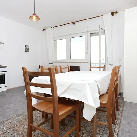 Apartment Apartments By The Sea Duce, Omis - 2829 *