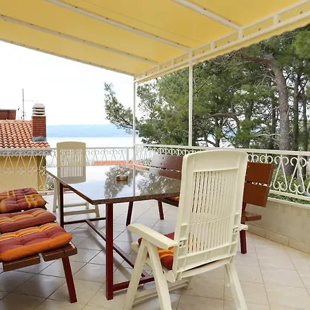 Apartments By The Sea Duce, Omis - 2829 شقة *