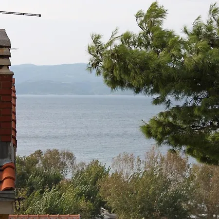 Apartments By The Sea Duce - Omis - 2829 * Duće