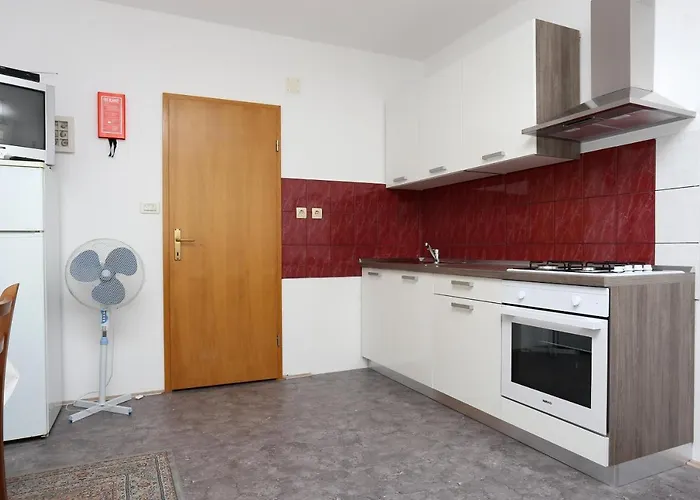 Apartments By The Sea Duce, Omis - 2829 *