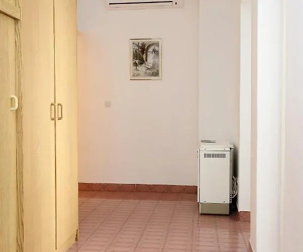 شقة Apartments By The Sea Duce, Omis - 2829